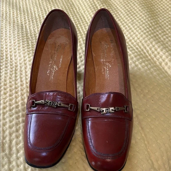 Vintage Etienne Aigner Burgundy Leather Pumps - Picture 1 of 7